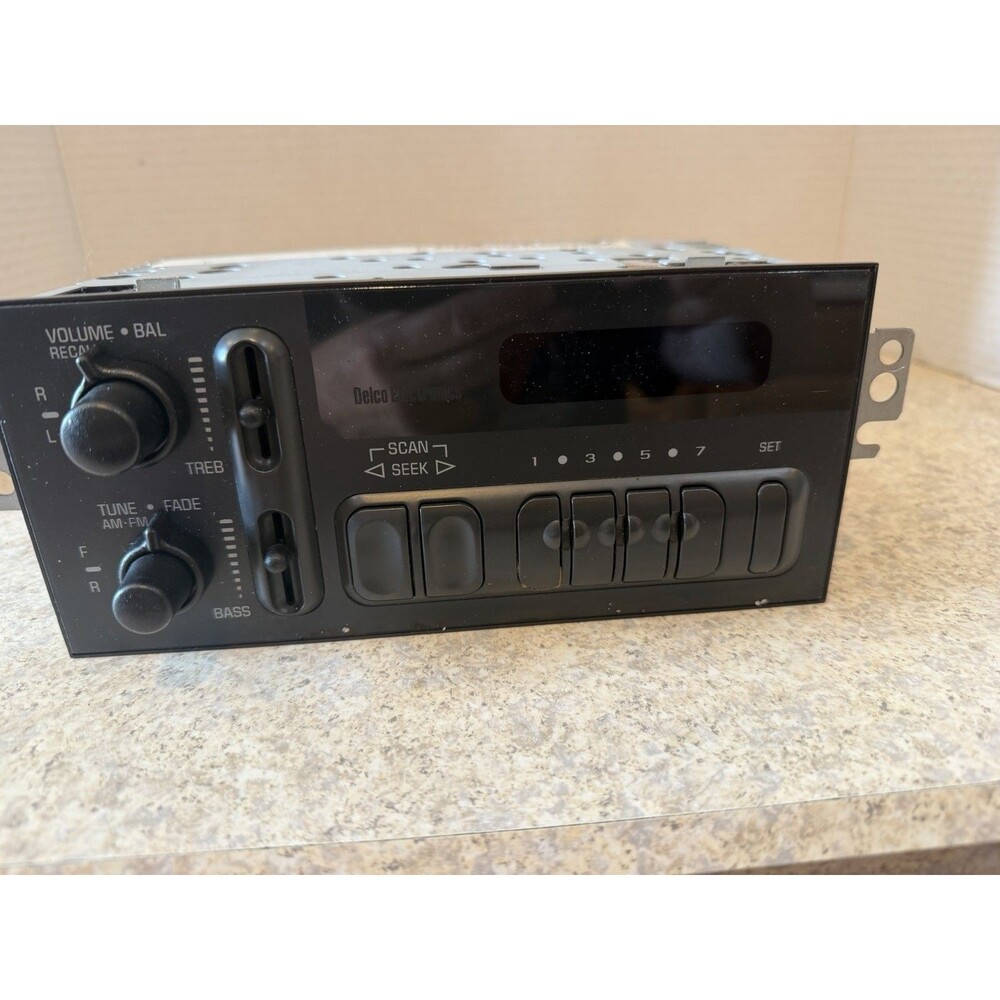 GM Delco AM/FM Radio 16195151 OEM 1995-2002 Chevy GMC S10 Blazer Jimmy